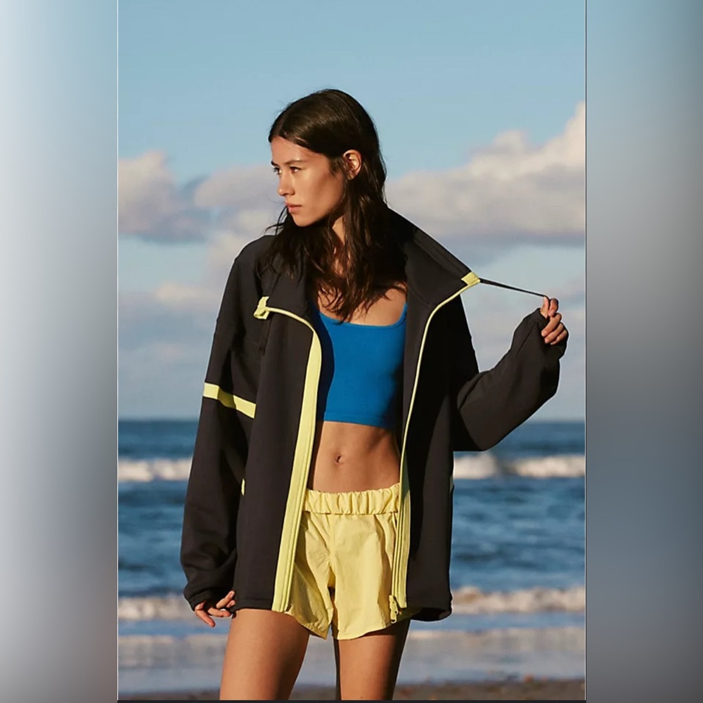 Free people (Right on Track Zip Up)